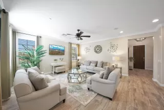 Photo #4: 6064077 Listing