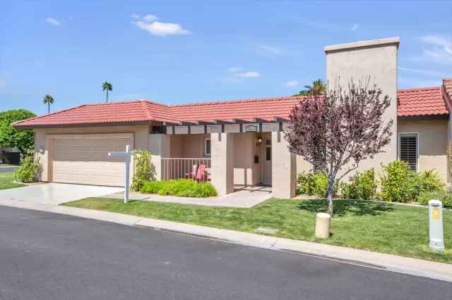 MLS: 6064148 Condo For Sale