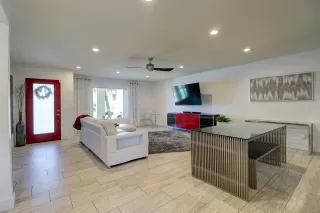 Photo #6: 6064388 Listing 