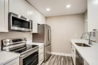 Photo #3: 6064444 Listing