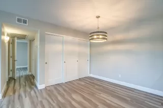 Photo #6: 6064444 Listing