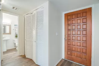 Photo #4: 6064524 Listing