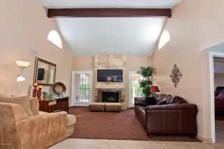 Photo #4: 6064748 Listing 