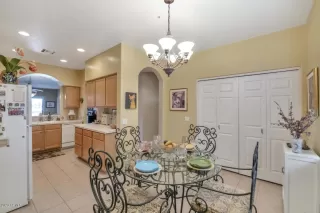 Photo #5: 6065008 Listing