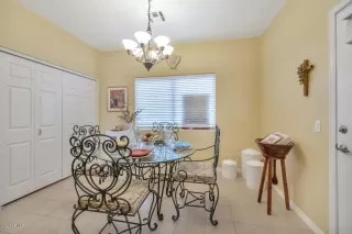 Photo #6: 6065008 Listing