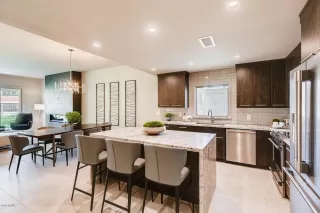 Photo #2: 6065013 Listing