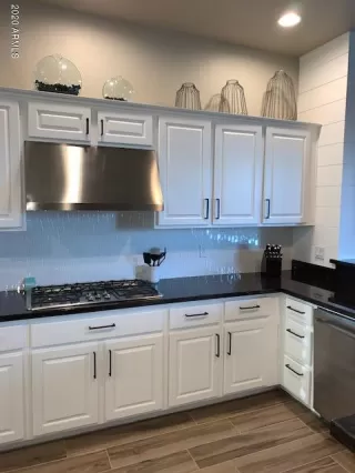 Photo #5: 6065028 Listing