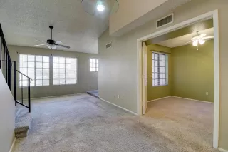 Photo #5: 6065093 Listing 