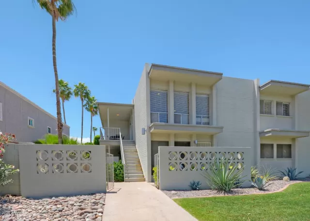 MLS: 6065298 Condo For Sale