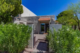 Photo #3: 6065395 Listing