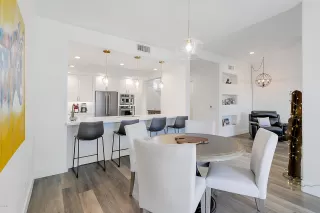 Photo #2: 6065414 Listing