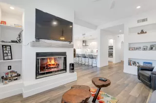 Photo #3: 6065414 Listing