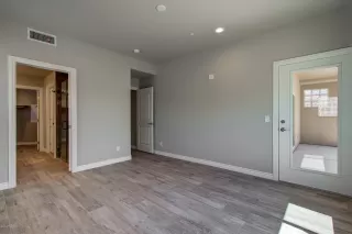 Photo #6: 6065877 Listing 