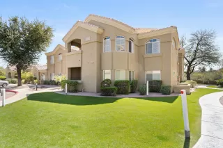Photo #5: 6066111 Listing