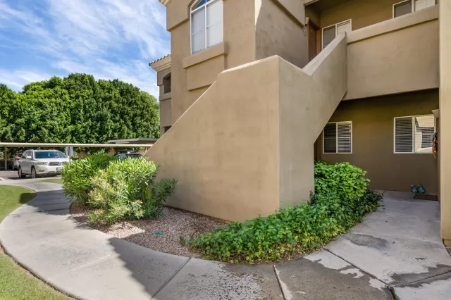 MLS: 6066114 Condo For Sale