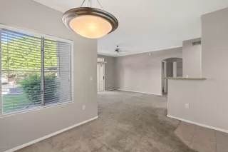 Photo #5: 6066114 Listing