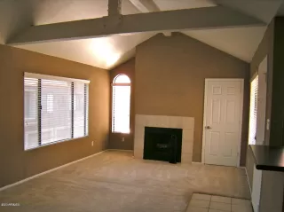 Photo #4: 6066118 Listing 