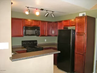 Photo #6: 6066118 Listing 