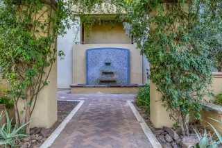 Photo #1: 6066184 Listing