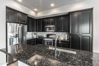 Photo #2: 6066184 Listing