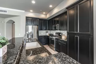 Photo #3: 6066184 Listing