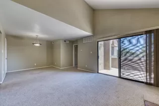 Photo #4: 6066467 Listing 