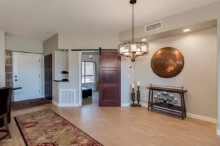 Photo #6: 6066517 Listing