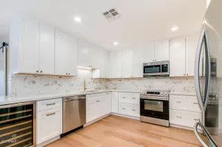 Photo #3: 6067133 Listing 