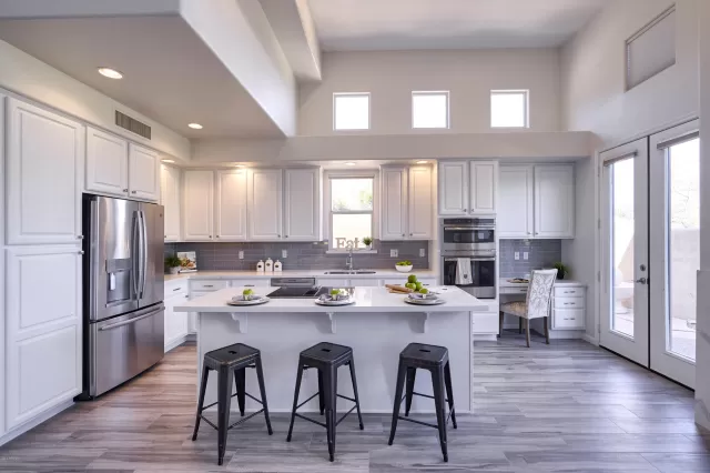 MLS: 6067152 Condo For Sale