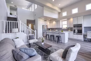 Photo #2: 6067152 Listing