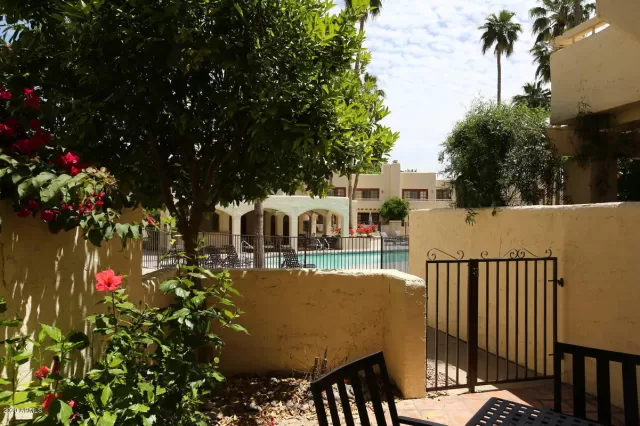 MLS: 6067954 Condo For Sale