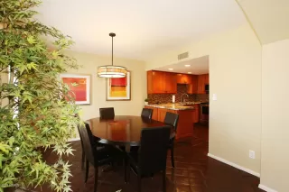 Photo #5: 6067954 Listing