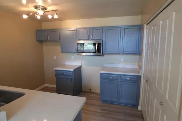 MLS: 6068184 Condo For Sale
