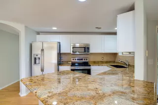 Photo #4: 6068438 Listing 