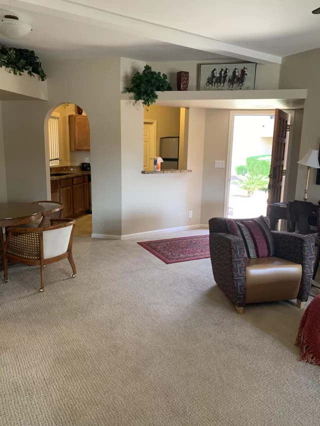 MLS: 6068642 Condo For Sale