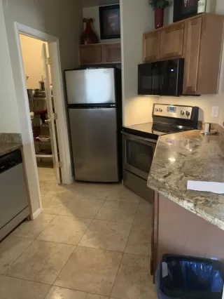 Photo #3: 6068642 Listing