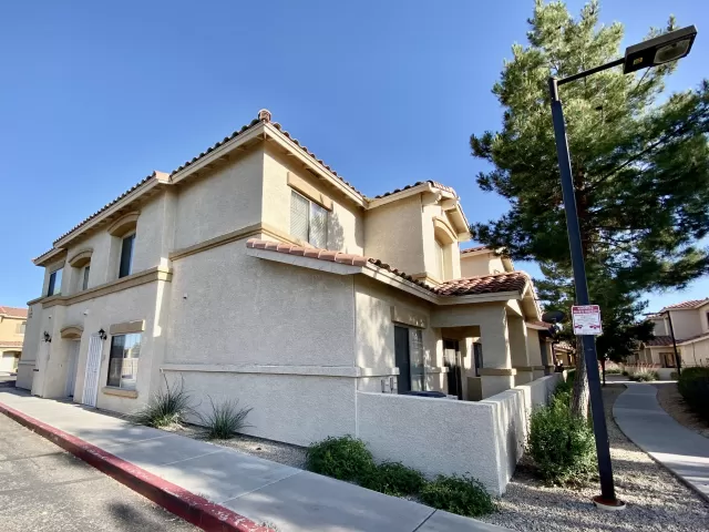 MLS: 6068645 Condo For Sale