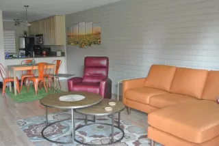 Photo #2: 6068734 Listing 