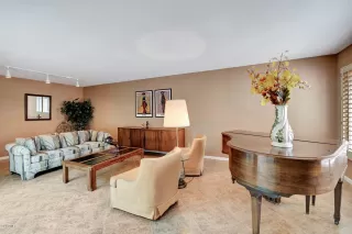 Photo #4: 6068763 Listing 