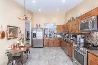 Photo #2: 6069017 Listing