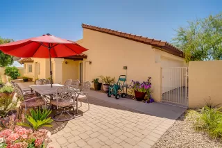 Photo #2: 6069072 Listing