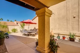 Photo #5: 6069072 Listing