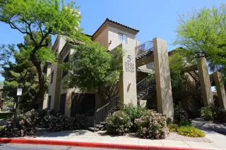 Photo #1: 6069074 Listing