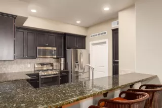 Photo #4: 6069186 Listing