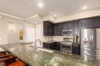 Photo #6: 6069186 Listing