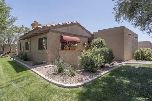 MLS: 6069377 Condo For Sale