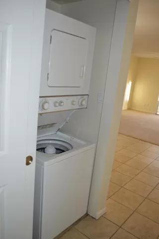 Photo #6: 6069656 Listing 