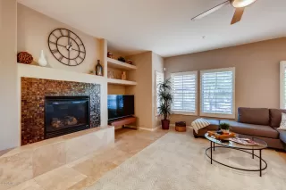 Photo #5: 6069740 Listing