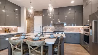 Photo #5: 6069977 Listing