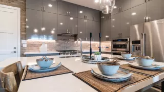 Photo #6: 6069977 Listing